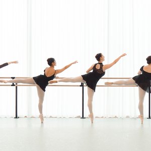 Ballet Studio Marieke VH ©Paige McFall-34.jpg